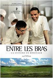 ENTRE LES BRAS